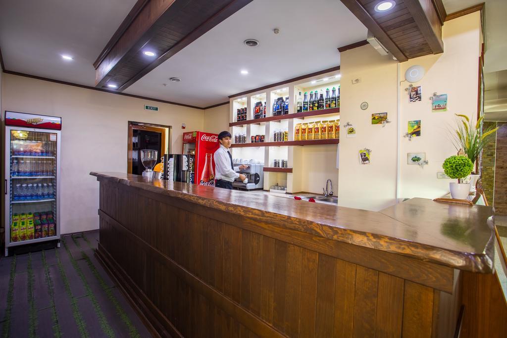 Green City Hotel Biszkek Zewnętrze zdjęcie