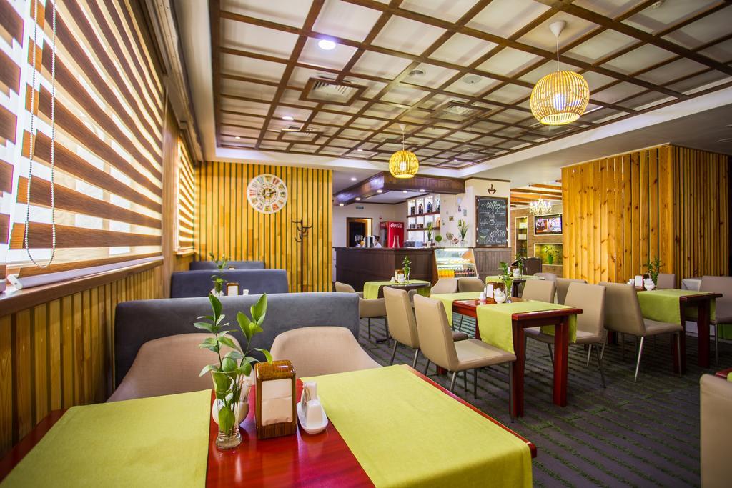 Green City Hotel Biszkek Zewnętrze zdjęcie