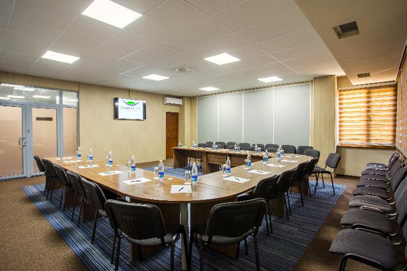 Green City Hotel Biszkek Zewnętrze zdjęcie