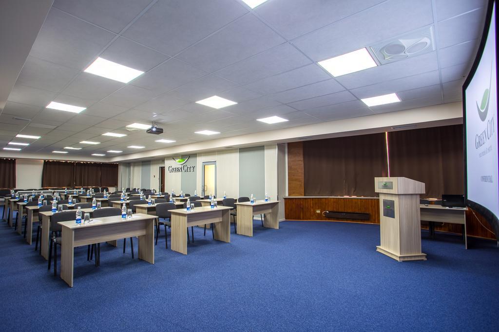 Green City Hotel Biszkek Zewnętrze zdjęcie