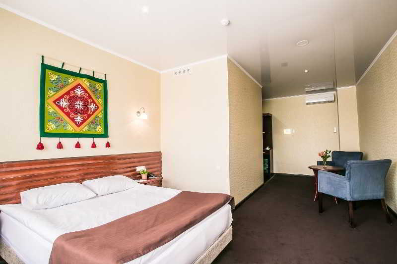 Green City Hotel Biszkek Zewnętrze zdjęcie