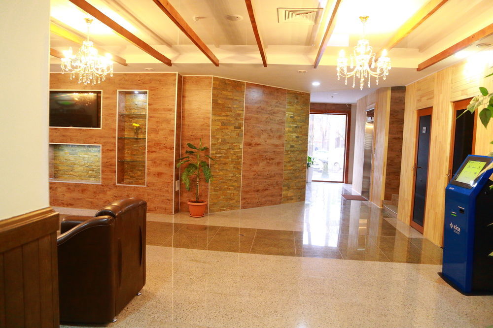 Green City Hotel Biszkek Zewnętrze zdjęcie