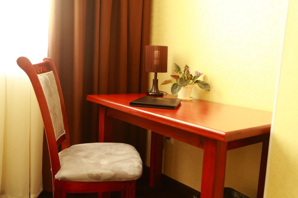 Green City Hotel Biszkek Zewnętrze zdjęcie